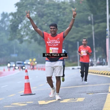 Runner Photo 7031920