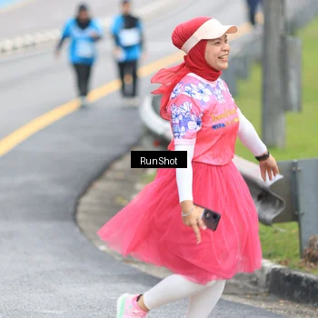 Runner Photo 7031943