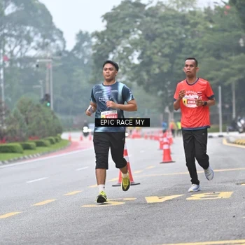 Runner Photo 7031948