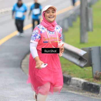 Runner Photo 7031953