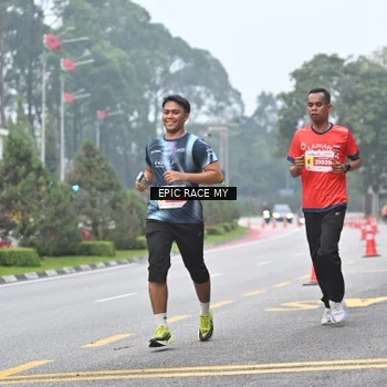 Runner Photo 7031959