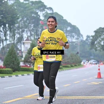 Runner Photo 7032028