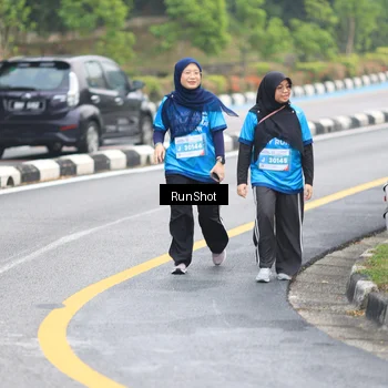 Runner Photo 7032029