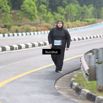 Runner Photo 7032051