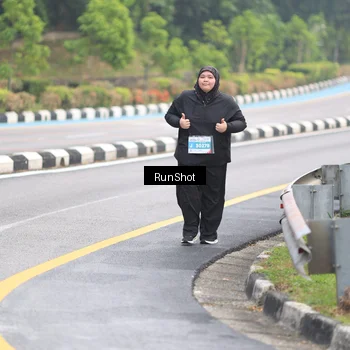Runner Photo 7032057
