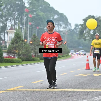 Runner Photo 7032062
