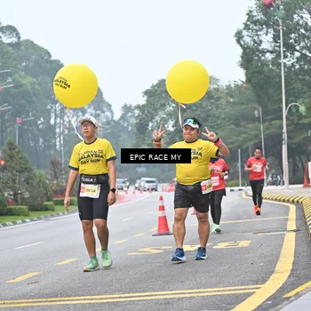 Runner Photo 7032066