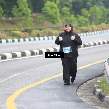Runner Photo 7032067