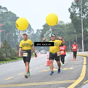 Runner Photo 7032068
