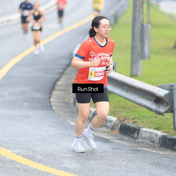 Runner Photo 7032069
