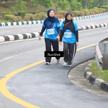 Runner Photo 7032076