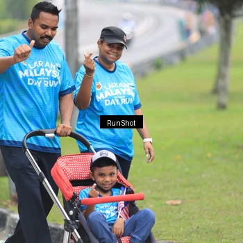 Runner Photo 7032106
