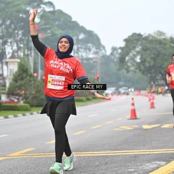 Runner Photo 7032108