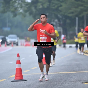 Runner Photo 7032139