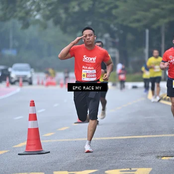 Runner Photo 7032145