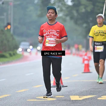 Runner Photo 7032146