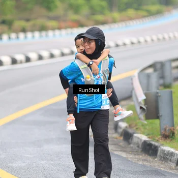 Runner Photo 7032149