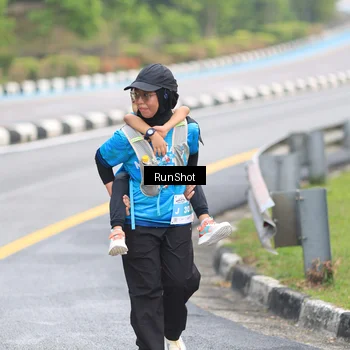 Runner Photo 7032156