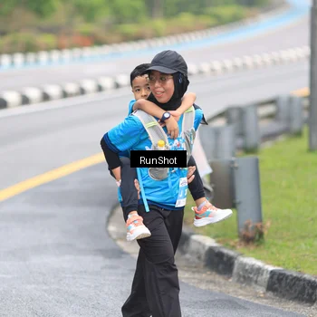 Runner Photo 7032164