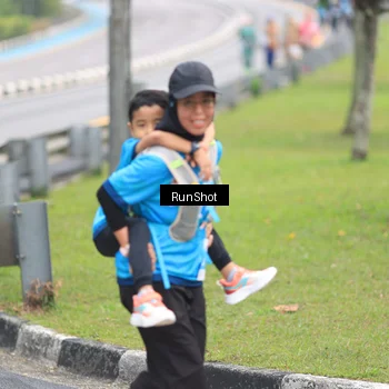 Runner Photo 7032181