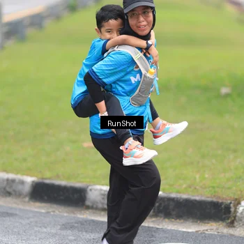 Runner Photo 7032182