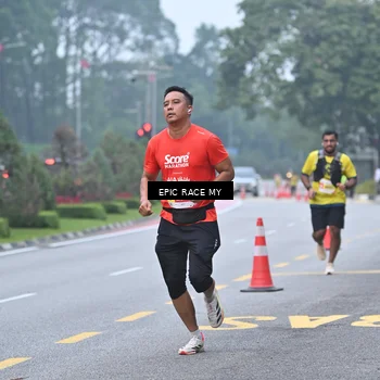 Runner Photo 7032184