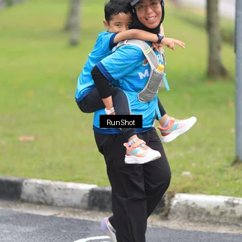 Runner Photo 7032190