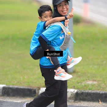 Runner Photo 7032197
