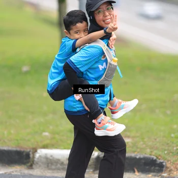 Runner Photo 7032198