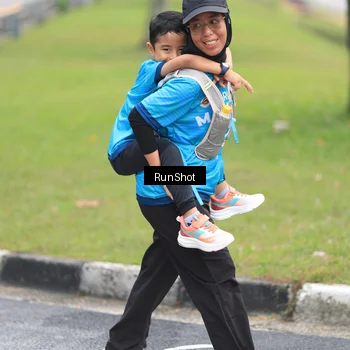 Runner Photo 7032202