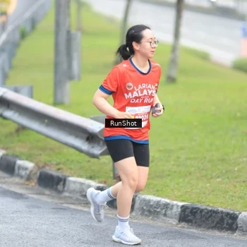 Runner Photo 7032217