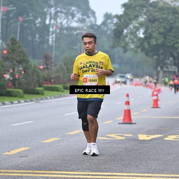 Runner Photo 7032221