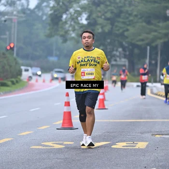 Runner Photo 7032224
