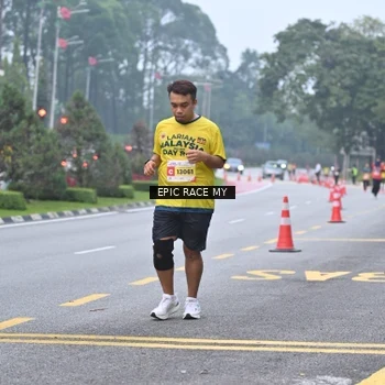 Runner Photo 7032232
