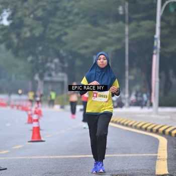 Runner Photo 7032233