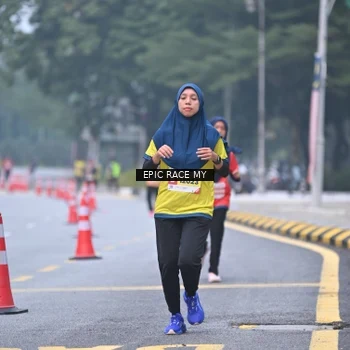 Runner Photo 7032250