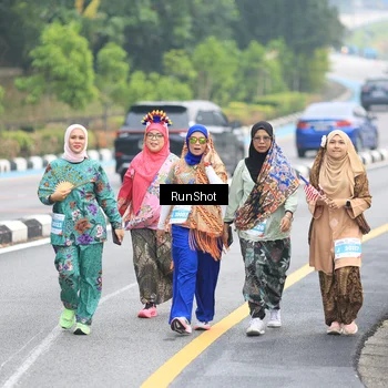 Runner Photo 7032260