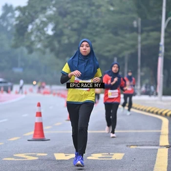 Runner Photo 7032264