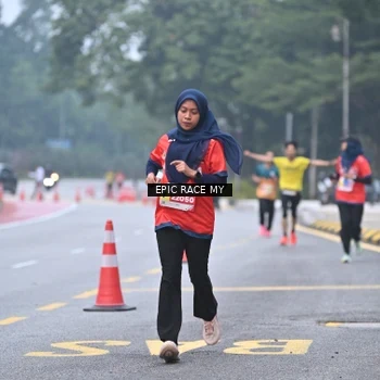 Runner Photo 7032272