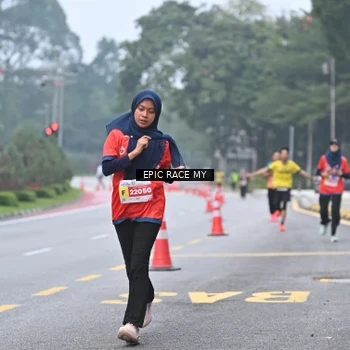 Runner Photo 7032276
