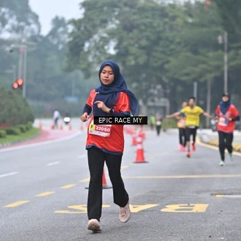 Runner Photo 7032286