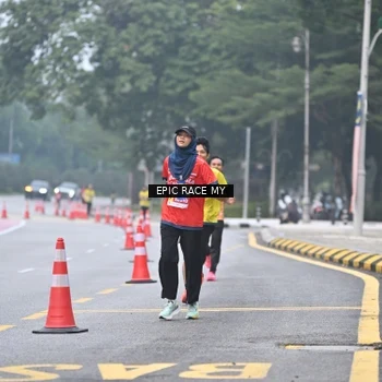 Runner Photo 7032292