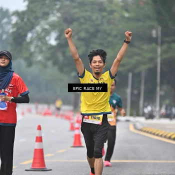 Runner Photo 7032309