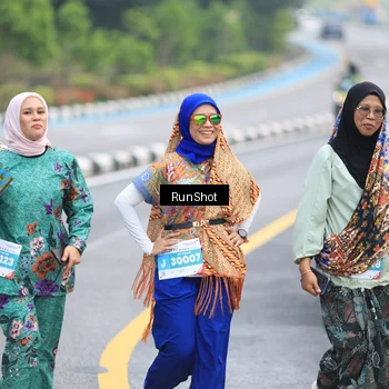 Runner Photo 7032312