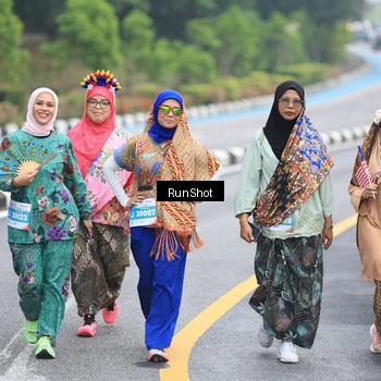 Runner Photo 7032314