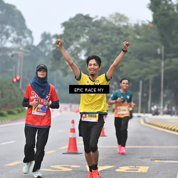 Runner Photo 7032317