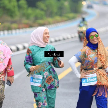 Runner Photo 7032351
