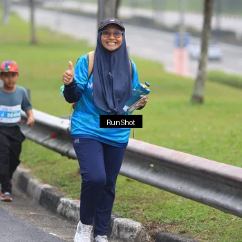 Runner Photo 7032370