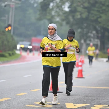 Runner Photo 7032389