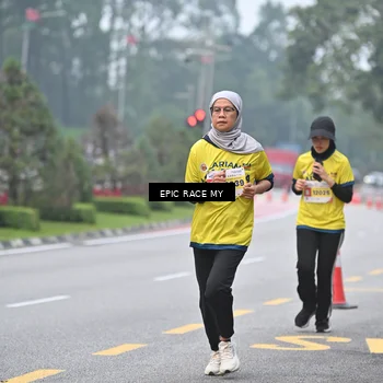Runner Photo 7032401
